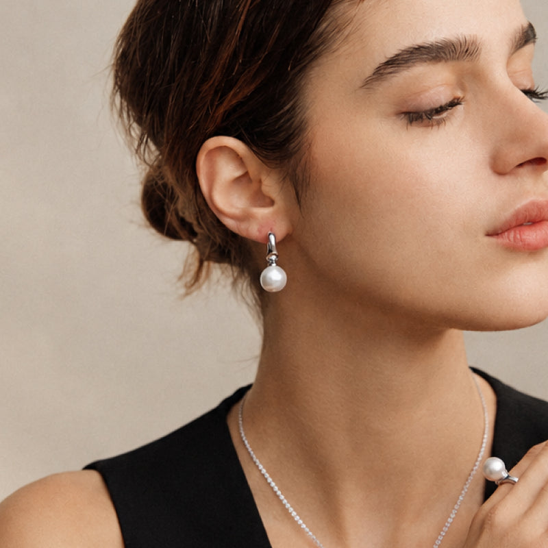 Silver Milk Pearl Earrings