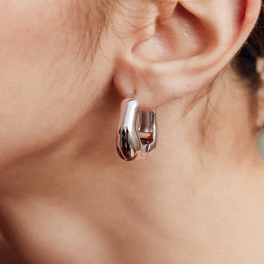Sliver Milk Hoop Earrings